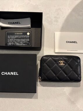 CC Black Quilted Caviar Leather Zip Card Holder with Gold handware